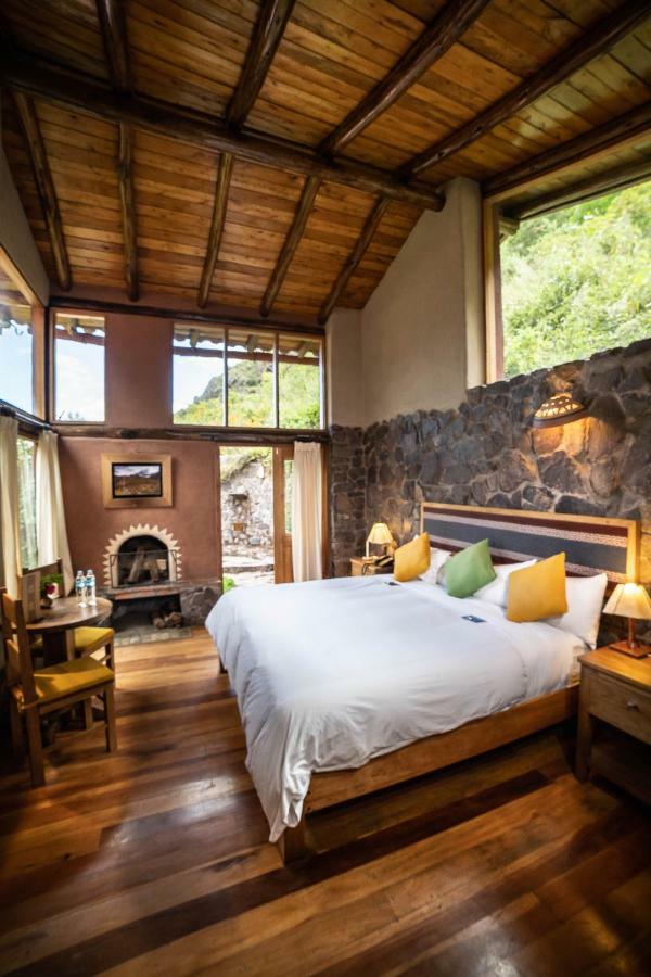 Sacred Dreams Urubamba
