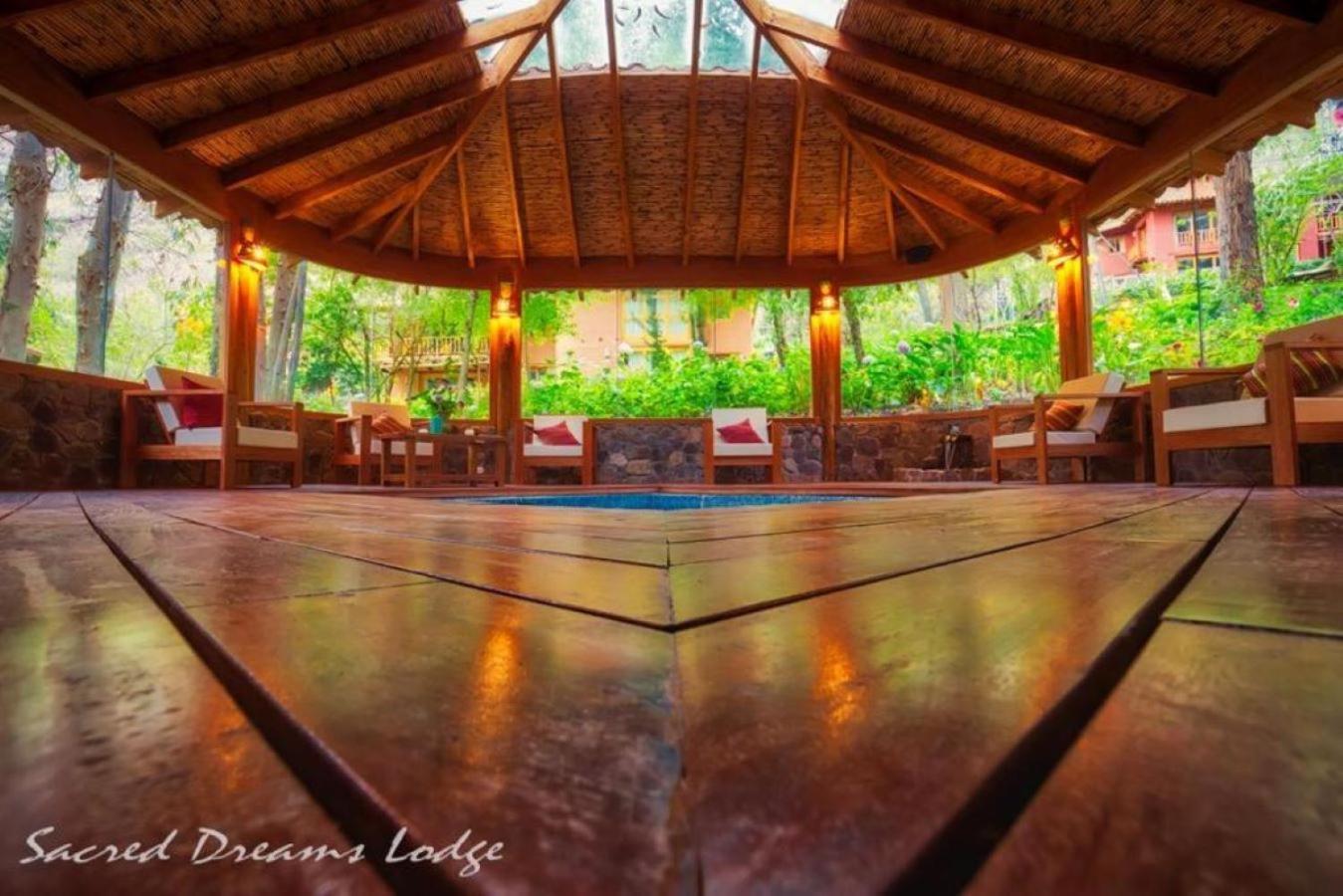 Lodge Sacred Dreams